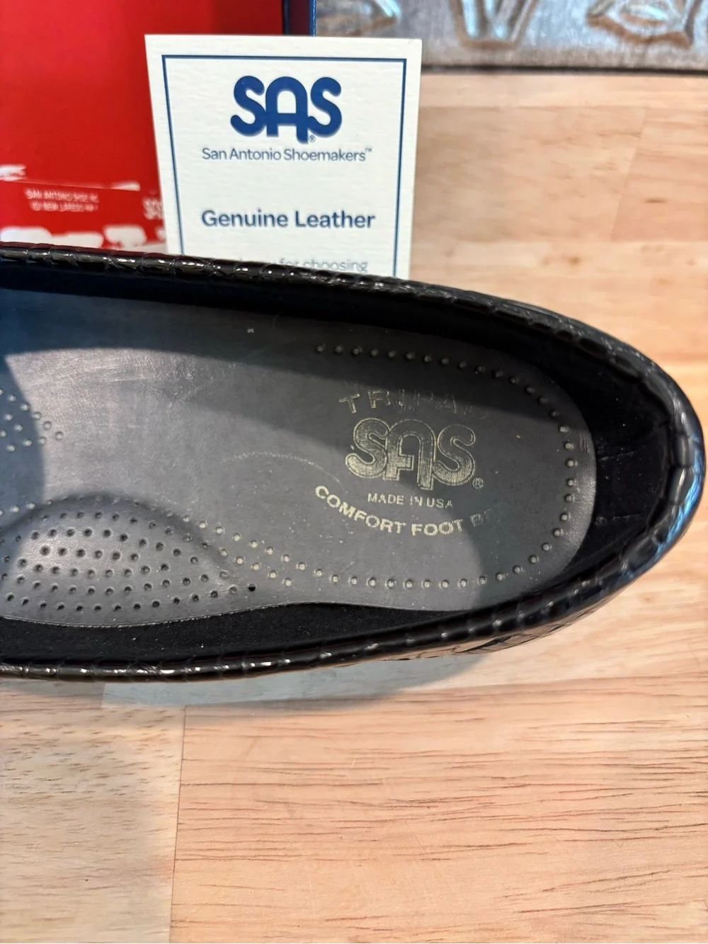 SAS Black Leather Croc Slip-On Loafers 9.5N